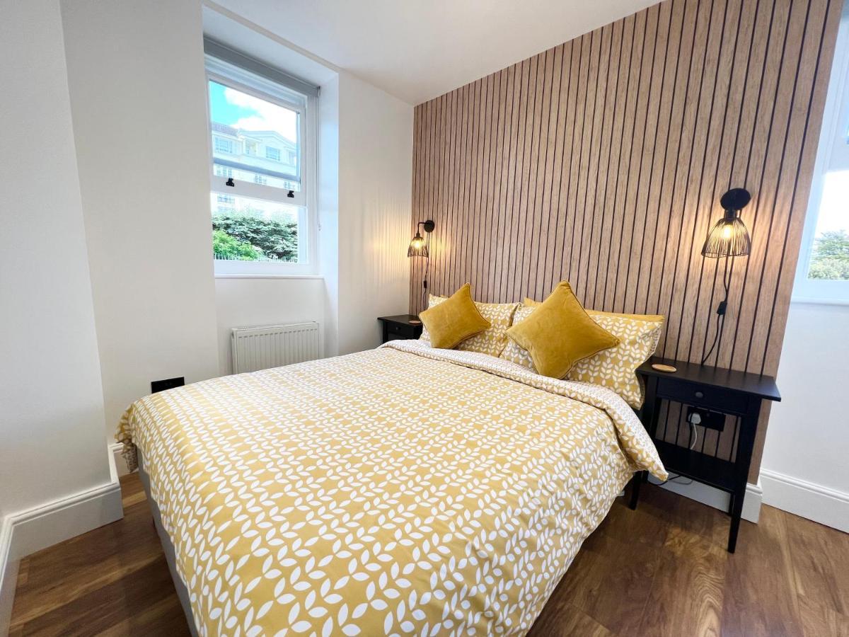 Lovely Apartment, One Minute From Bournemouth Beach And Town. Buitenkant foto