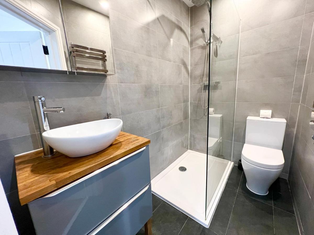 Lovely Apartment, One Minute From Bournemouth Beach And Town. Buitenkant foto
