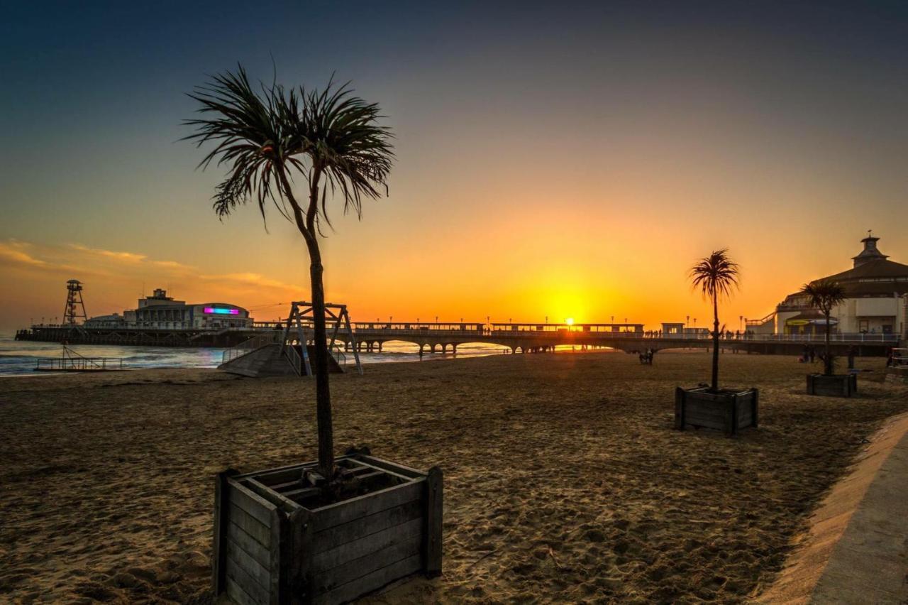 Lovely Apartment, One Minute From Bournemouth Beach And Town. Buitenkant foto
